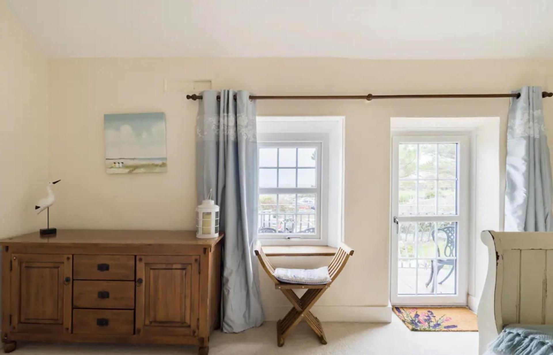 Beautiful Sea Front Cottage In The Ocean City Plymouth Exterior photo